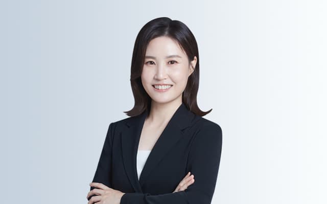 강제추행, 술자리나 휴양지에서 빈번한 신체 접촉의 법적 리스크